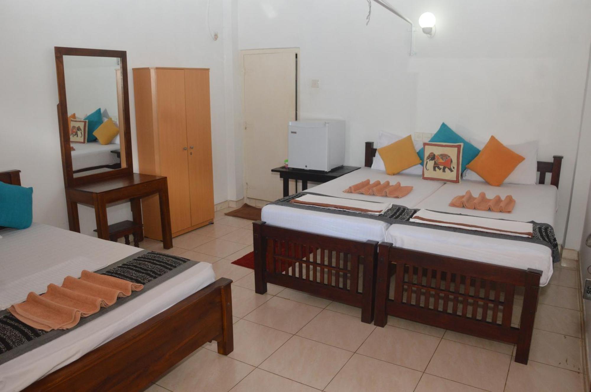 Отель Weligama Bay View Экстерьер фото